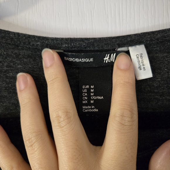 H&M long sleeve dress - size M - Picture 3 of 4